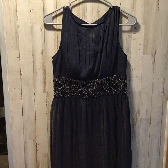 Dress by JS Botique size 6 - Picture 1 of 8
